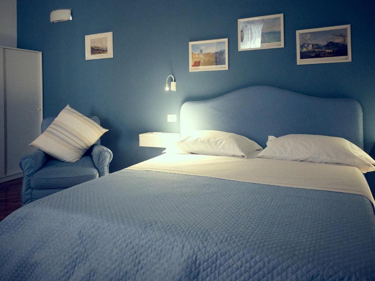 Panto' Apartment 2 Steps To Toledo Street Napoli Ngoại thất bức ảnh
